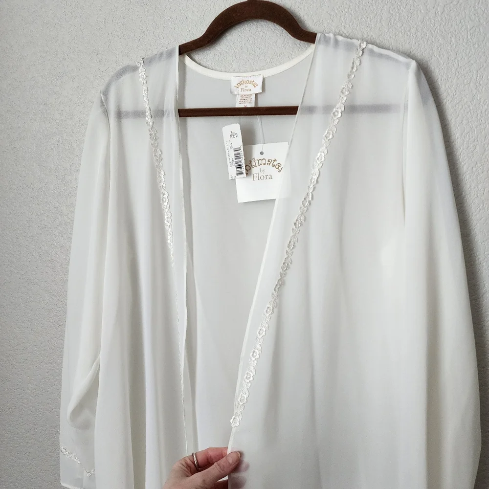 INTIMATES BY FLORA Sheer‎ Lace Maxi Robe Ivory Bridal Boudoir NEW M